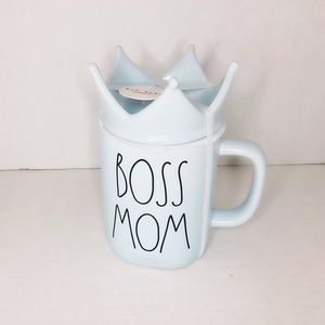 🍂Brand new Rae Dunn Boss Mom Mug 🍂
